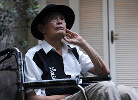 Nhạc sĩ Thanh Tùng qua đời vào lúc 5h sáng nay tại Bệnh viện Bạch Mai, Hà Nội.